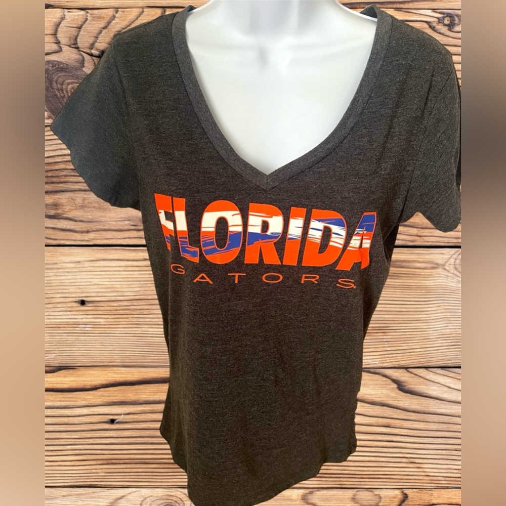 Women’s Florida Gators shirt